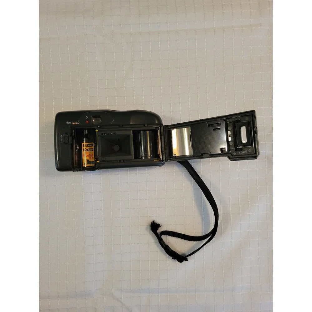 Kodak Star Motordrive 35mm Film Camera‎ Black Point and Shoot Vintage Untested